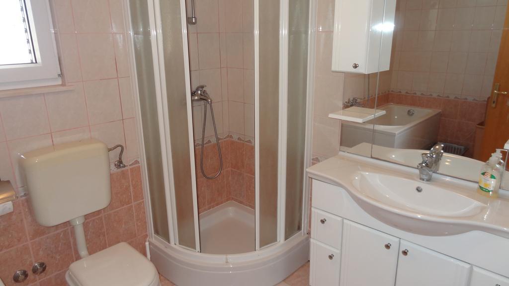 Apartments Braco Seget Vranjica Ngoại thất bức ảnh