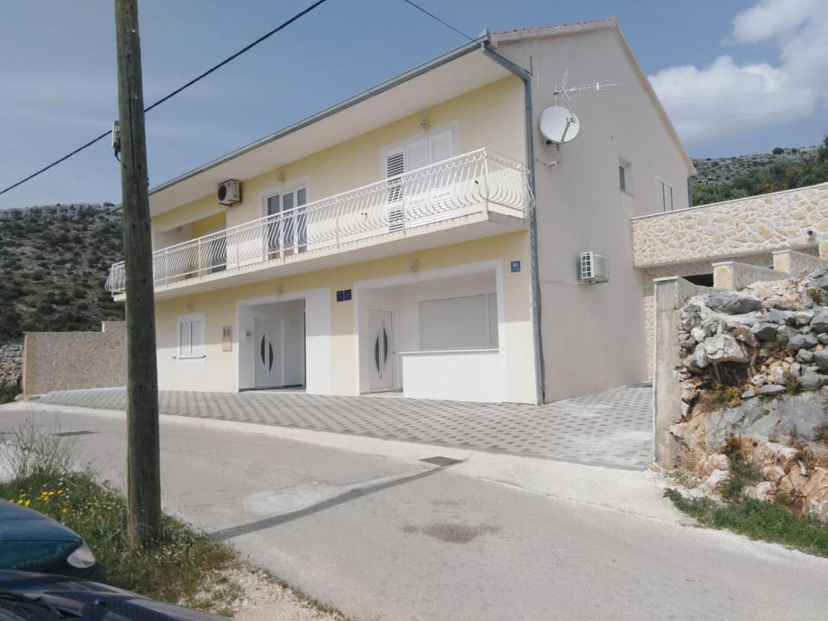 Apartments Braco Seget Vranjica Ngoại thất bức ảnh